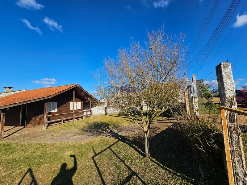 Casa com 02 dormitórios : 4ª foto da galeria de imagens do imóvel