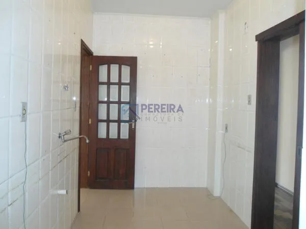 Apartamento no centro histórico de Porto Alegre: 5ª foto da galeria de imagens do imóvel
