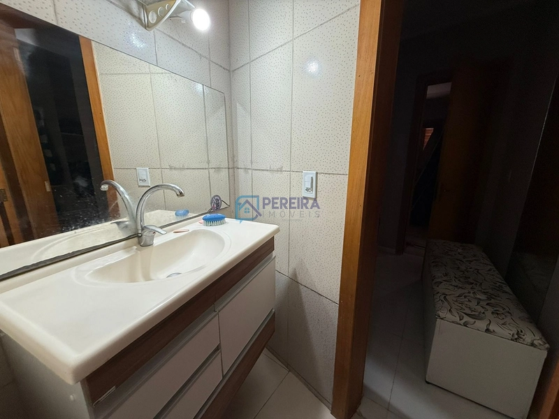Casa de 03 dormitórios com vista para o Lago: 16ª foto da galeria de imagens do imóvel