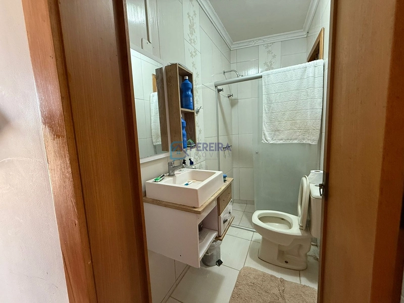 Casa de 03 dormitórios com vista para o Lago: 18ª foto da galeria de imagens do imóvel