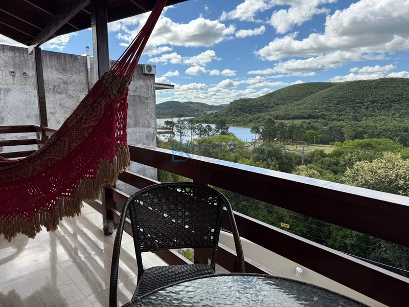 Casa de 03 dormitórios com vista para o Lago: 8ª foto da galeria de imagens do imóvel