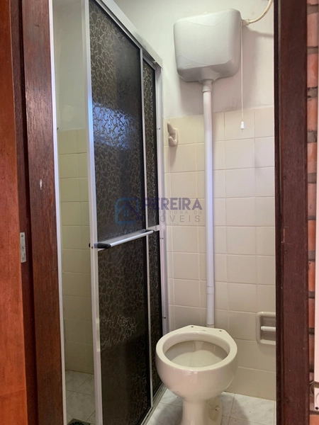 Casa no centro com 3 dormitórios: 15ª foto da galeria de imagens do imóvel