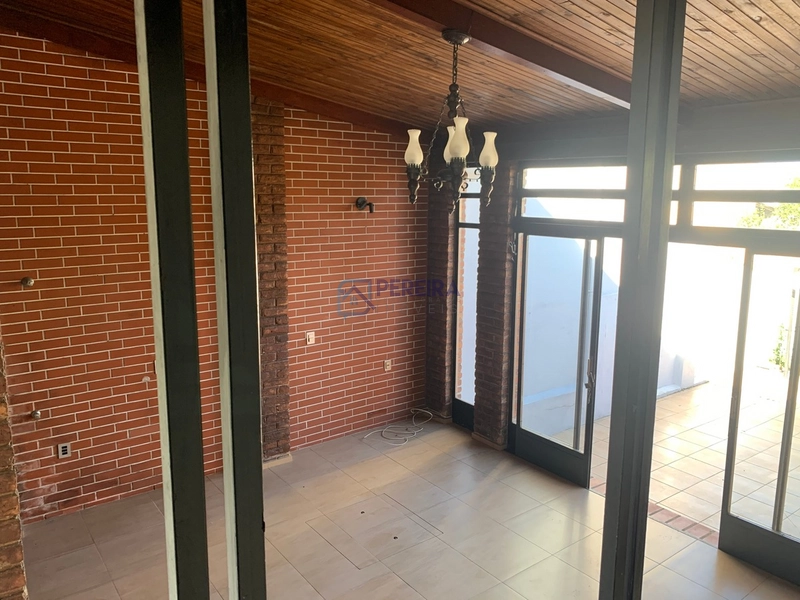 Casa no centro com 3 dormitórios: 26ª foto da galeria de imagens do imóvel