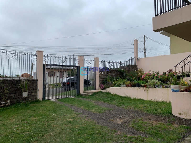Casa de 02 dormitórios na Divisa.: 2ª foto da galeria de imagens do imóvel