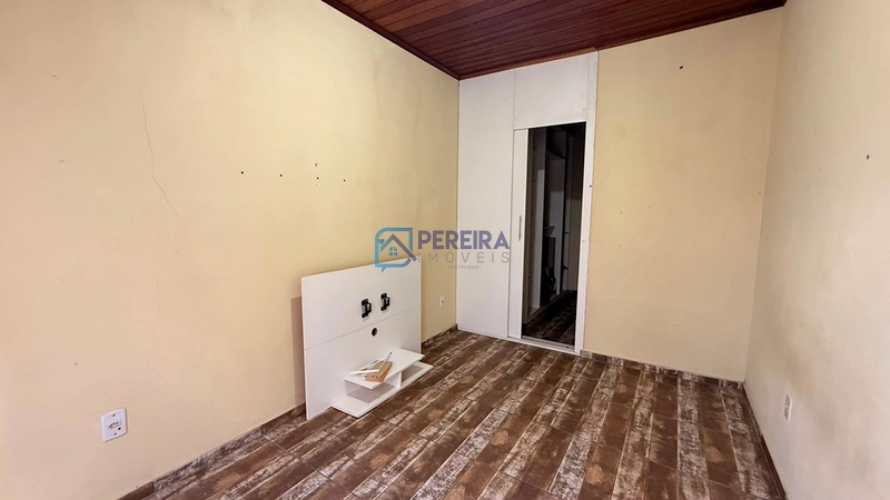 Casa com 05 dormitórios: 42ª foto da galeria de imagens do imóvel
