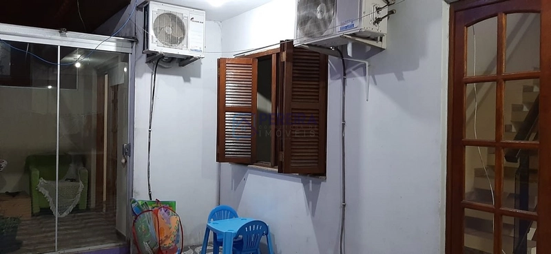 Casa com 05 dormitórios: 5ª foto da galeria de imagens do imóvel