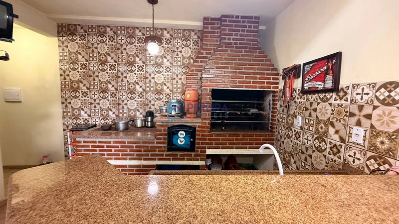 Casa com 05 dormitórios: 40ª foto da galeria de imagens do imóvel