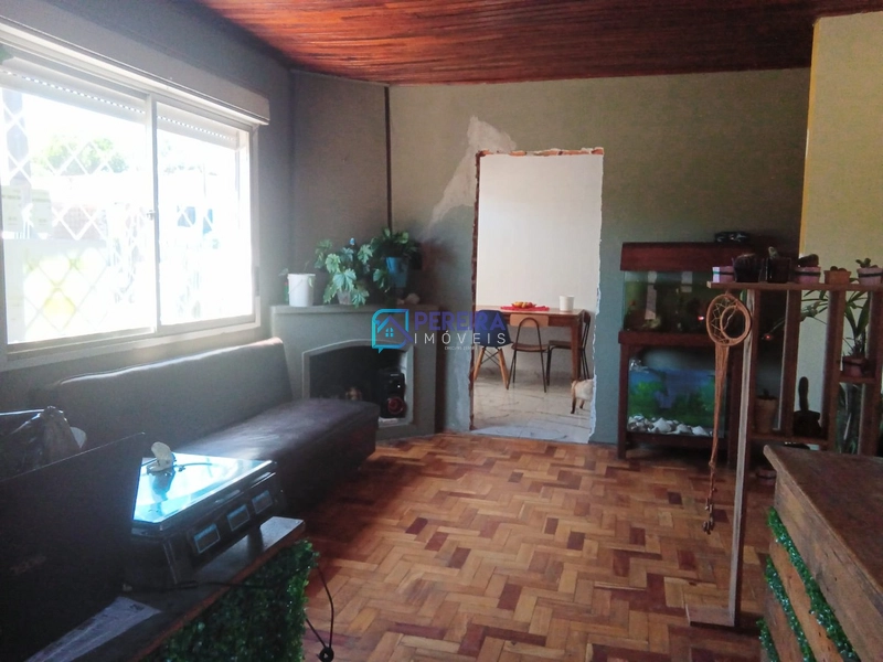 Casa de 03 dormitórios no bairro Jardins.: 2ª foto da galeria de imagens do imóvel