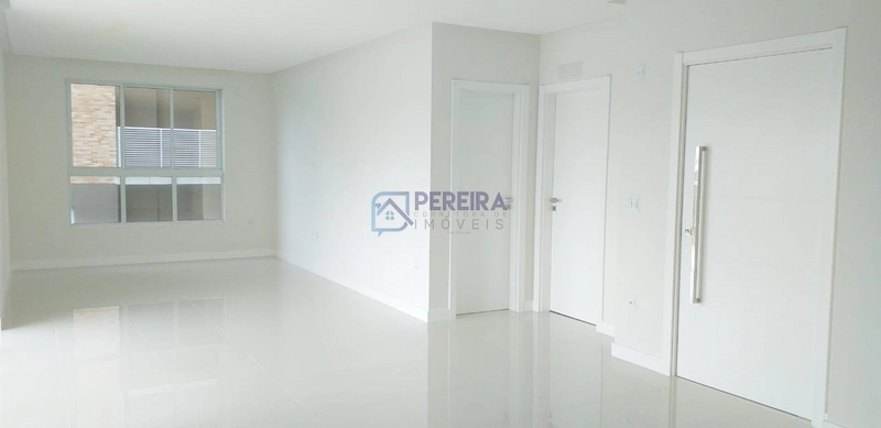 Apartamento com 3 suítes em Itapema: 7ª foto da galeria de imagens do imóvel