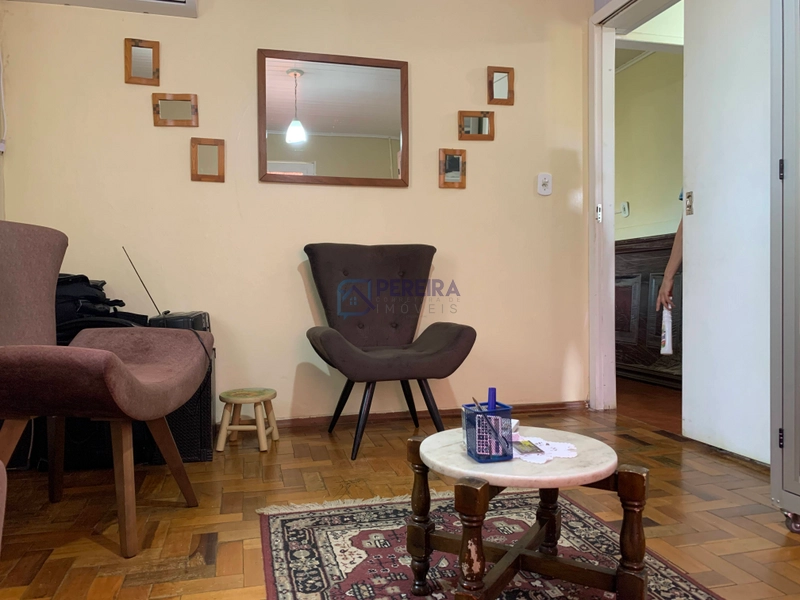 Duas casas com terreno amplo: 21ª foto da galeria de imagens do imóvel