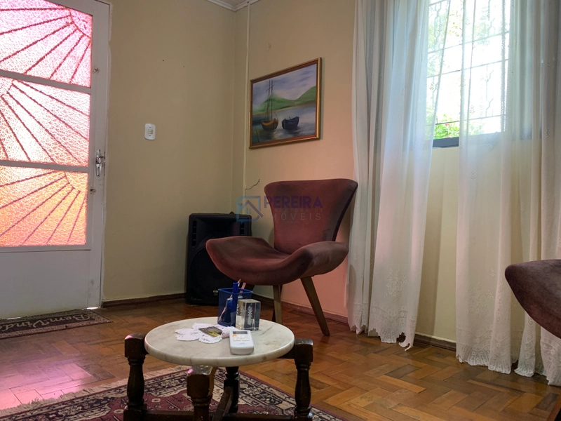 Duas casas com terreno amplo: 22ª foto da galeria de imagens do imóvel