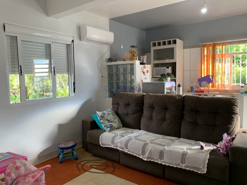Duas casas com terreno amplo: 11ª foto da galeria de imagens do imóvel