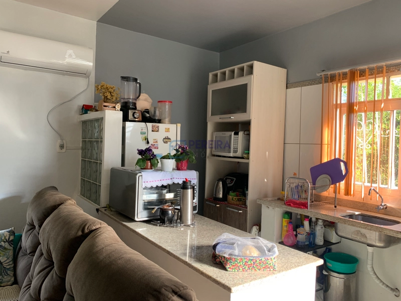 Duas casas com terreno amplo: 14ª foto da galeria de imagens do imóvel