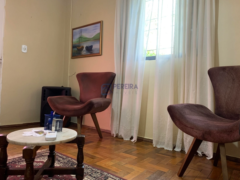 Duas casas com terreno amplo: 23ª foto da galeria de imagens do imóvel