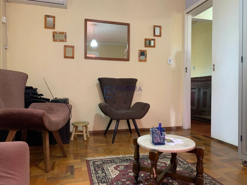 Duas casas com terreno amplo: 19ª foto da galeria de imagens do imóvel