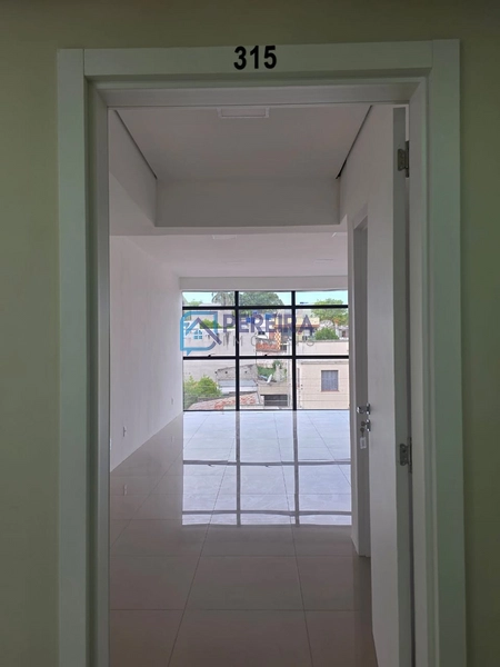 Sala Comercial no centro: 3ª foto da galeria de imagens do imóvel