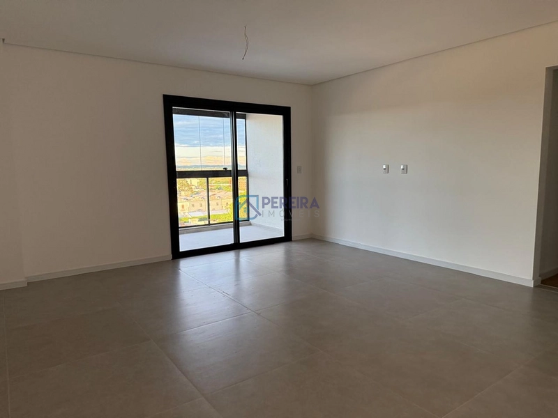 Apartamento  com 03 dormitórios: 1ª foto da galeria de imagens do imóvel