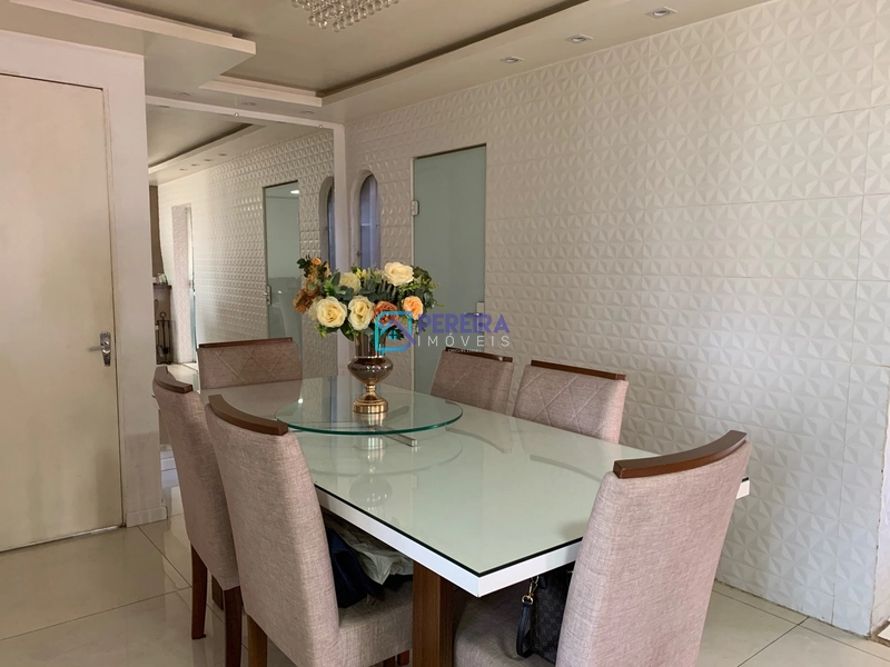 Casa de 03 dormitórios com sala comercial.: 38ª foto da galeria de imagens do imóvel