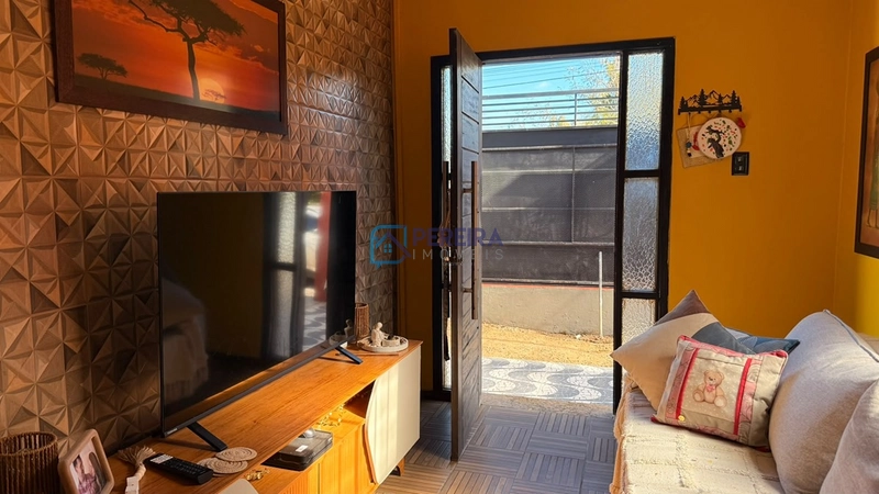 Casa de 02 dormitórios: 5ª foto da galeria de imagens do imóvel