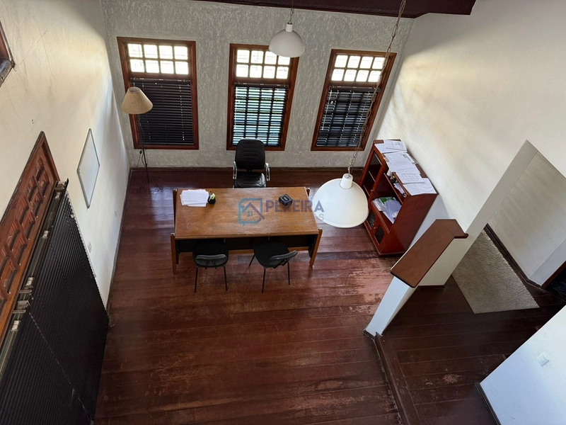 Casa 03 dormitórios com piscina: 14ª foto da galeria de imagens do imóvel