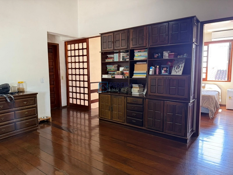 Casa 03 dormitórios com piscina: 8ª foto da galeria de imagens do imóvel