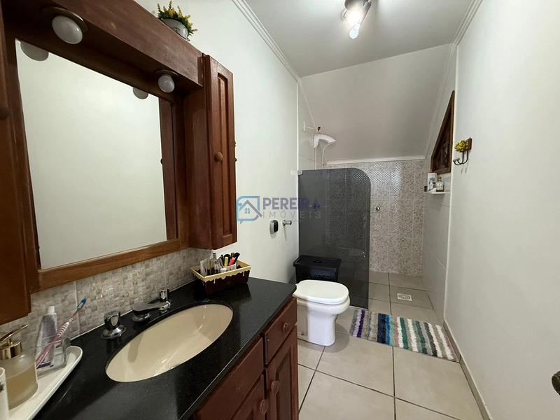 Casa 03 dormitórios com piscina: 35ª foto da galeria de imagens do imóvel
