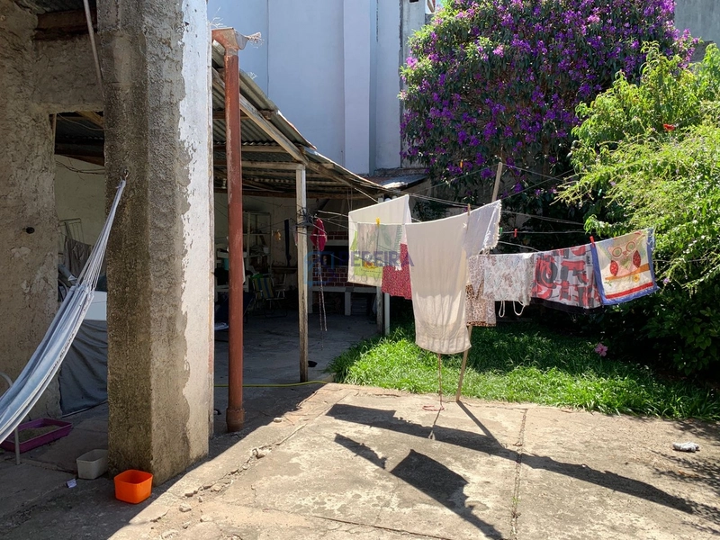 Casa de 03 dormitórios no centro.: 10ª foto da galeria de imagens do imóvel