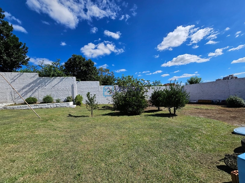 Casa de 04 dormitórios: 32ª foto da galeria de imagens do imóvel