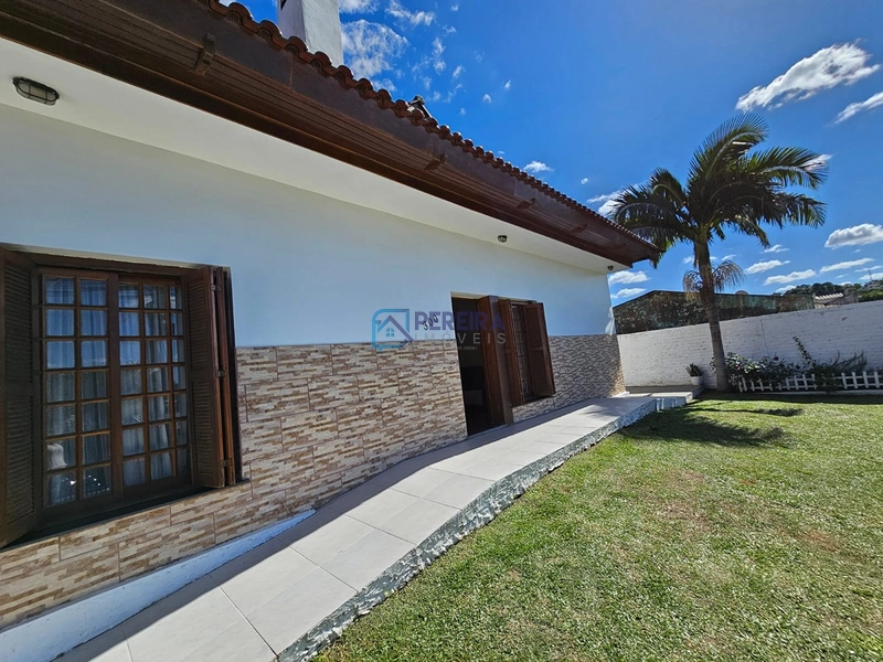 Casa de 04 dormitórios: 33ª foto da galeria de imagens do imóvel