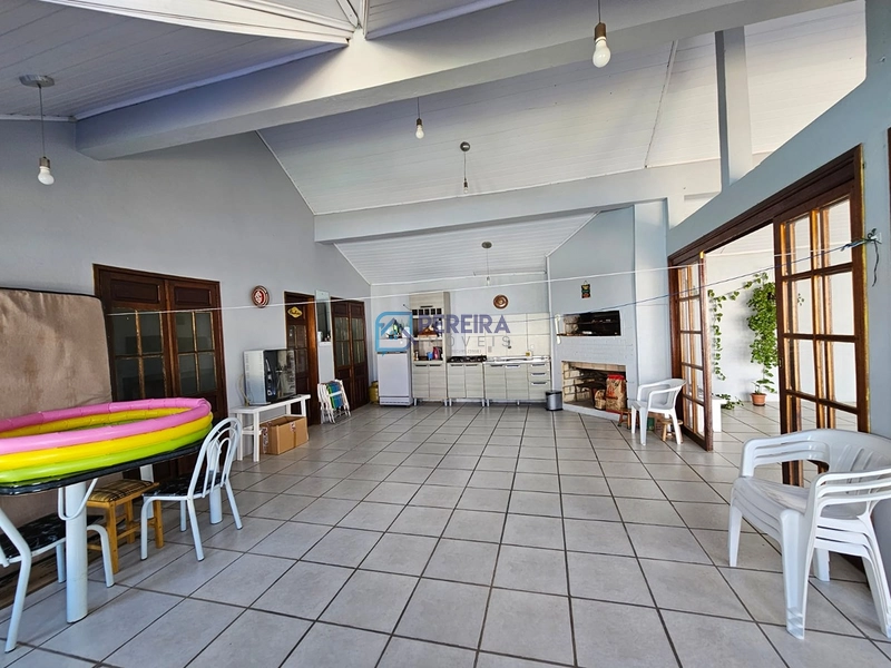 Casa de 04 dormitórios: 27ª foto da galeria de imagens do imóvel