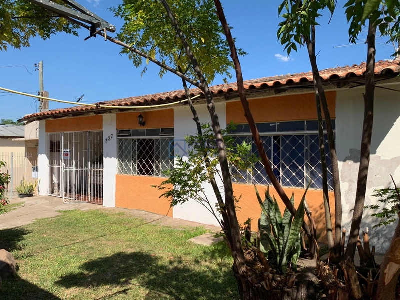 Casa de 03 dormitórios na Rua Marília Chaves Peixoto: 1ª foto da galeria de imagens do imóvel