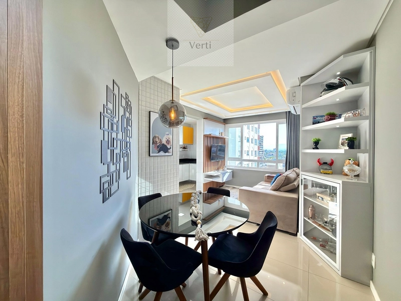 APARTAMENTO COMPLETO COM SUÍTE EM EDIFÍCIO COM INFRA: 2ª foto da galeria de imagens do imóvel