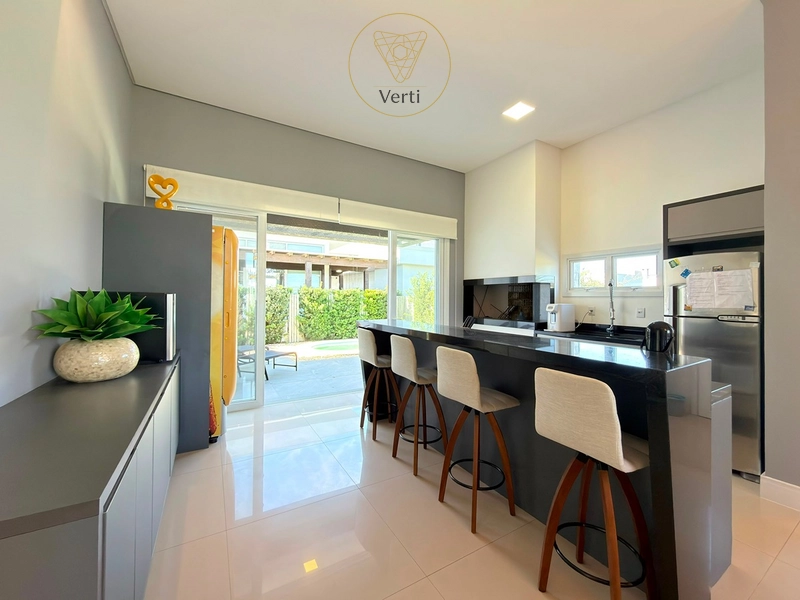 CASA DE ALTO PADRÃO À VENDA: 6ª foto da galeria de imagens do imóvel
