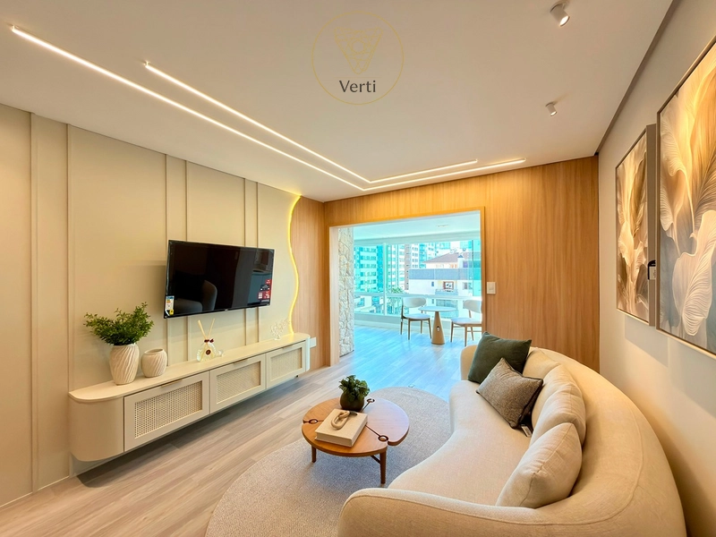 APARTAMENTO MOBILIADO COM VISTA ETERNA PARA O MAR EM CAPÃO DA CANOA: 4ª foto da galeria de imagens do imóvel