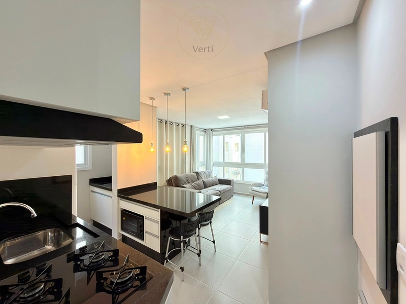 APARTAMENTO MOBILIADO COM VISTA PARA O MAR NA ZONA NOVA: 2ª foto da galeria de imagens do imóvel
