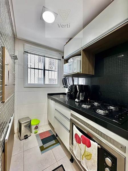 Apartamento mobiliado e decorado com sacada de frente: 9ª foto da galeria de imagens do imóvel