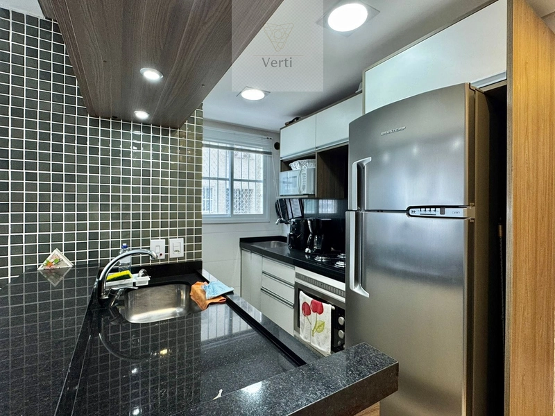 Apartamento mobiliado e decorado com sacada de frente: 8ª foto da galeria de imagens do imóvel