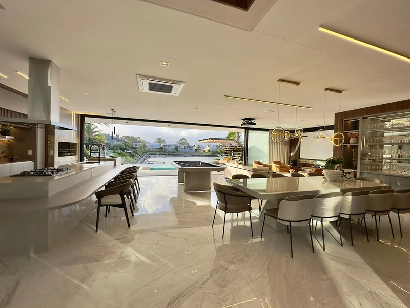 MANSÃO IMPONENTE NO VELAS DA MARINA COM VISTA DESLUMBRANTE: 3ª foto da galeria de imagens do imóvel