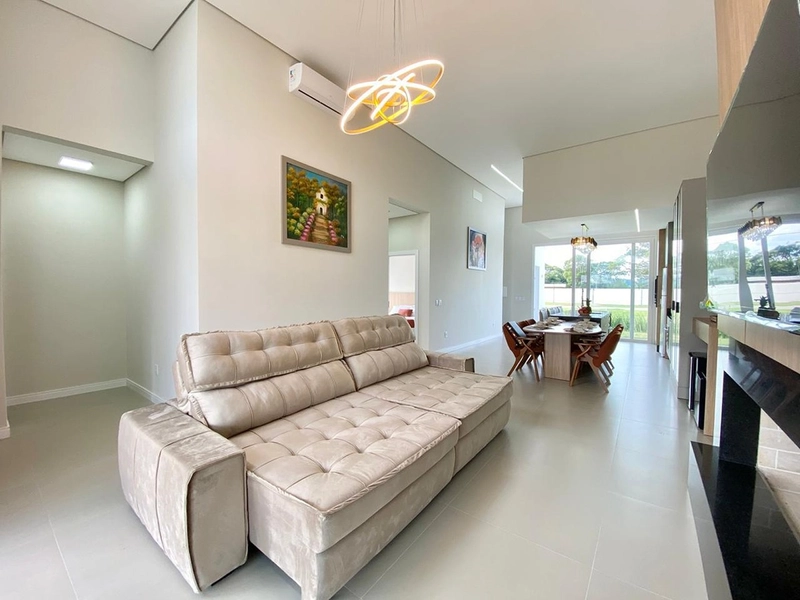 CASA 4 SUITES EM CONDOMÍNIO FECHADO: 3ª foto da galeria de imagens do imóvel