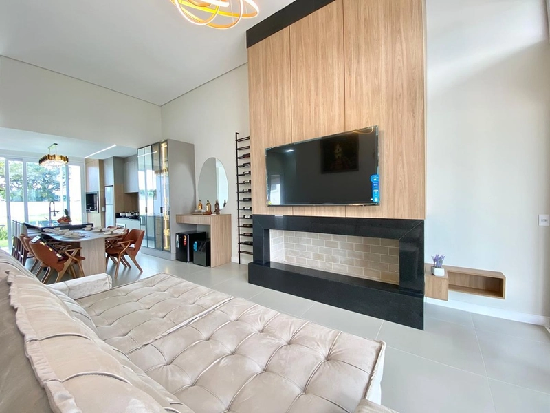 CASA 4 SUITES EM CONDOMÍNIO FECHADO: 13ª foto da galeria de imagens do imóvel