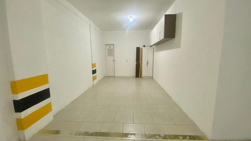 Apto de Frente com 3 Dormitórios/Box Térreo: 4ª foto da galeria de imagens do imóvel