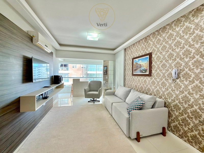 APARTAMENTO MOBILIADO E DECORADO COM INFRAESTRUTURA COMPLETA NO BAIRRO NAVEGANTES: 2ª foto da galeria de imagens do imóvel