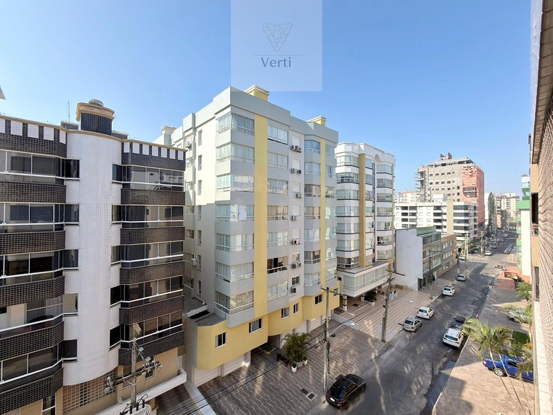 A POUCAS QUADRAS DO MAR, CONFORTO E ESPAÇO PARA SUA FAMÍLIA!: 5ª foto da galeria de imagens do imóvel