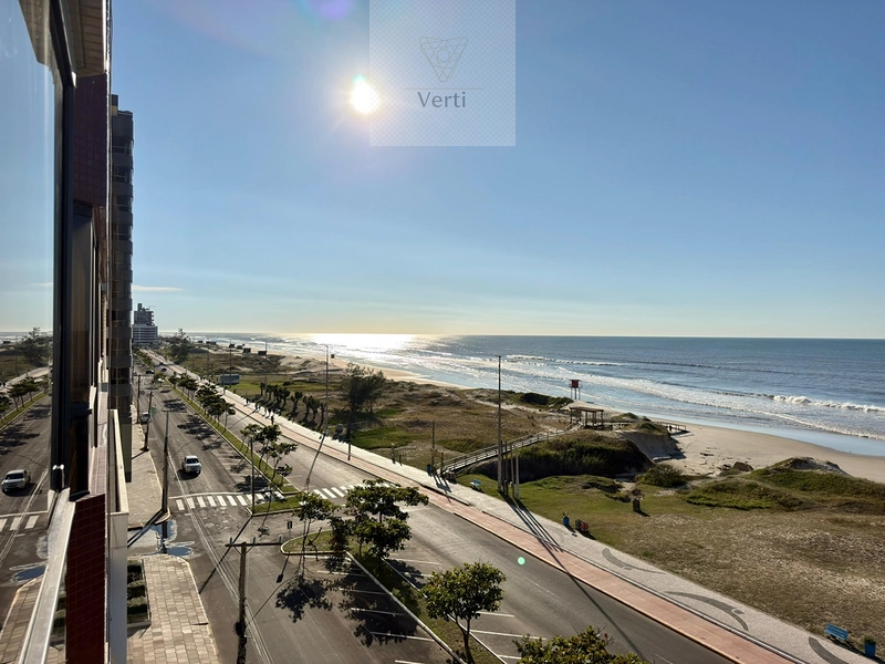 FRENTE MAR NO NAVEGANTES – VISTA DESLUMBRANTE E MUITO ESPAÇO: 6ª foto da galeria de imagens do imóvel