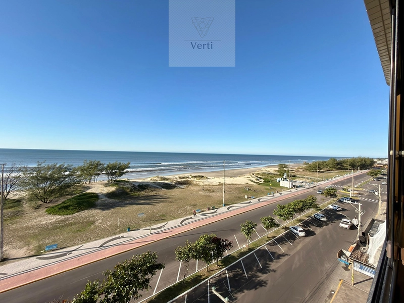 FRENTE MAR NO NAVEGANTES – VISTA DESLUMBRANTE E MUITO ESPAÇO: 7ª foto da galeria de imagens do imóvel
