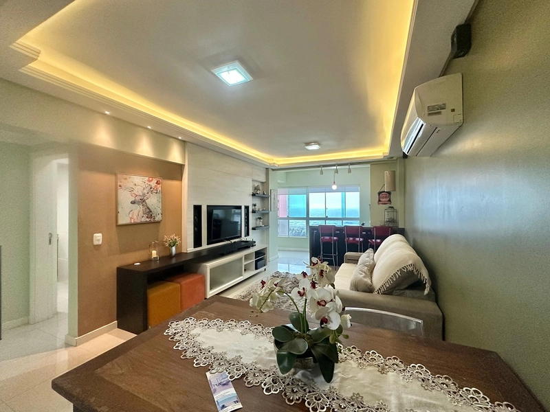 2 Dormitórios com suíte em Edificio tradicional : 1ª foto da galeria de imagens do imóvel