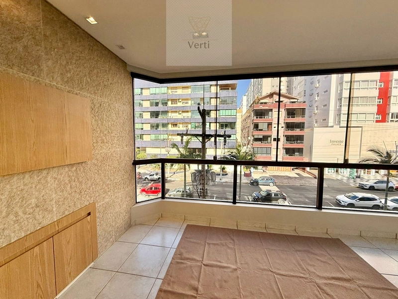 Mobiliado e decorado apartamento na avenida!: 6ª foto da galeria de imagens do imóvel