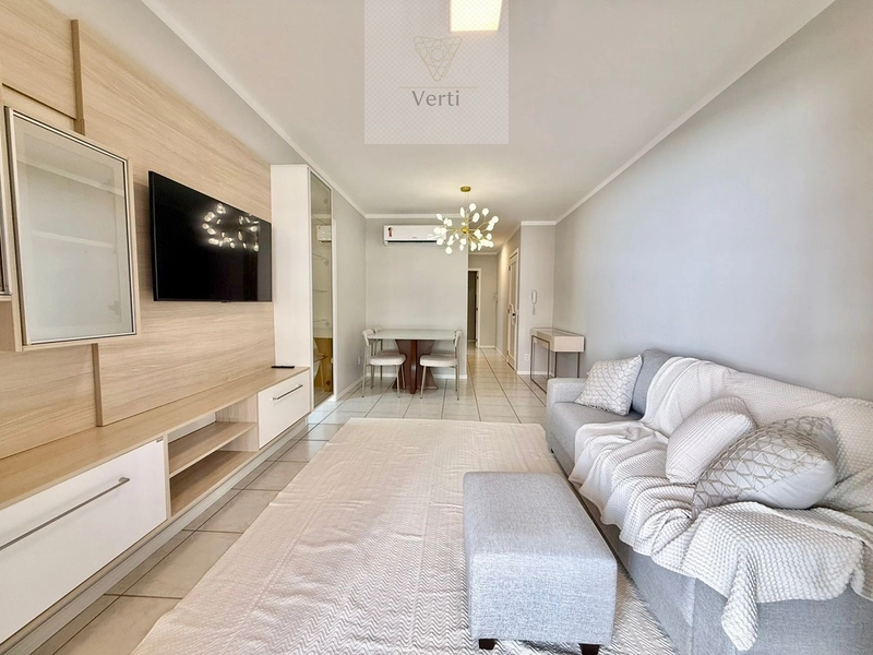 Mobiliado e decorado apartamento na avenida!: 3ª foto da galeria de imagens do imóvel