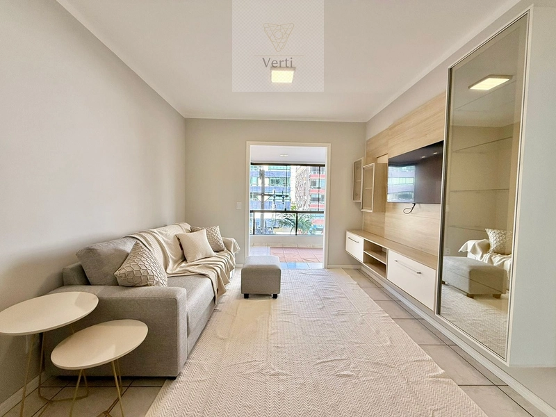 Mobiliado e decorado apartamento na avenida!: 2ª foto da galeria de imagens do imóvel