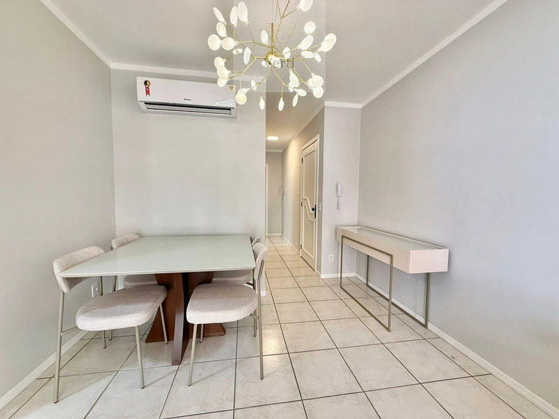 Mobiliado e decorado apartamento na avenida!: 9ª foto da galeria de imagens do imóvel